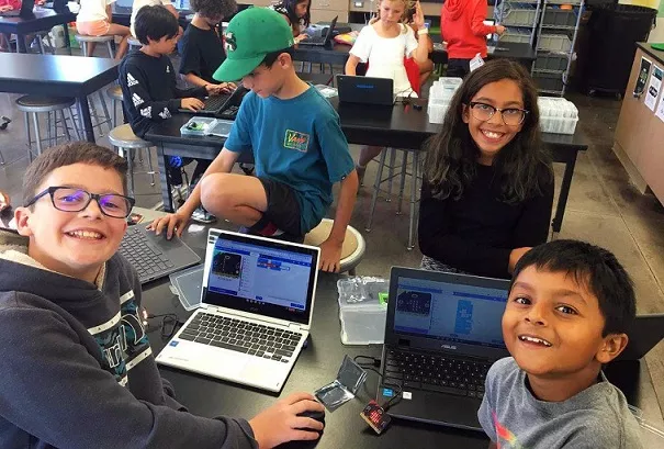 Students using HTU Micro:bit kits